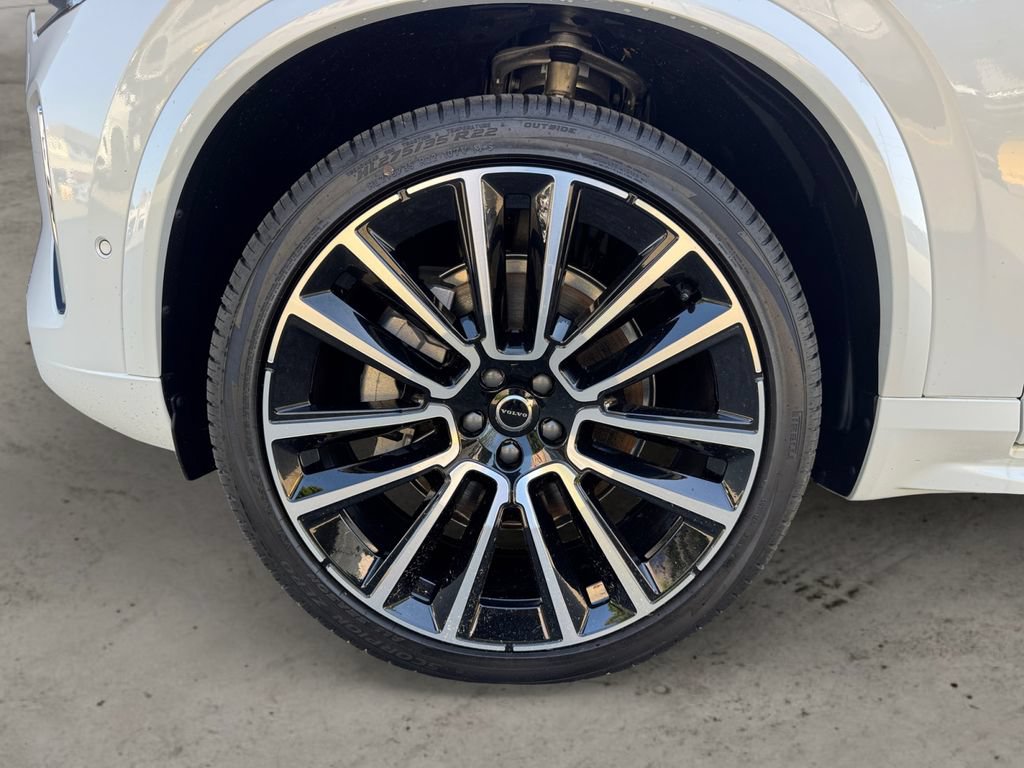 New 2026 Volvo XC90 B6 Ultra w/ Lounge Package AWD/4WD image 8