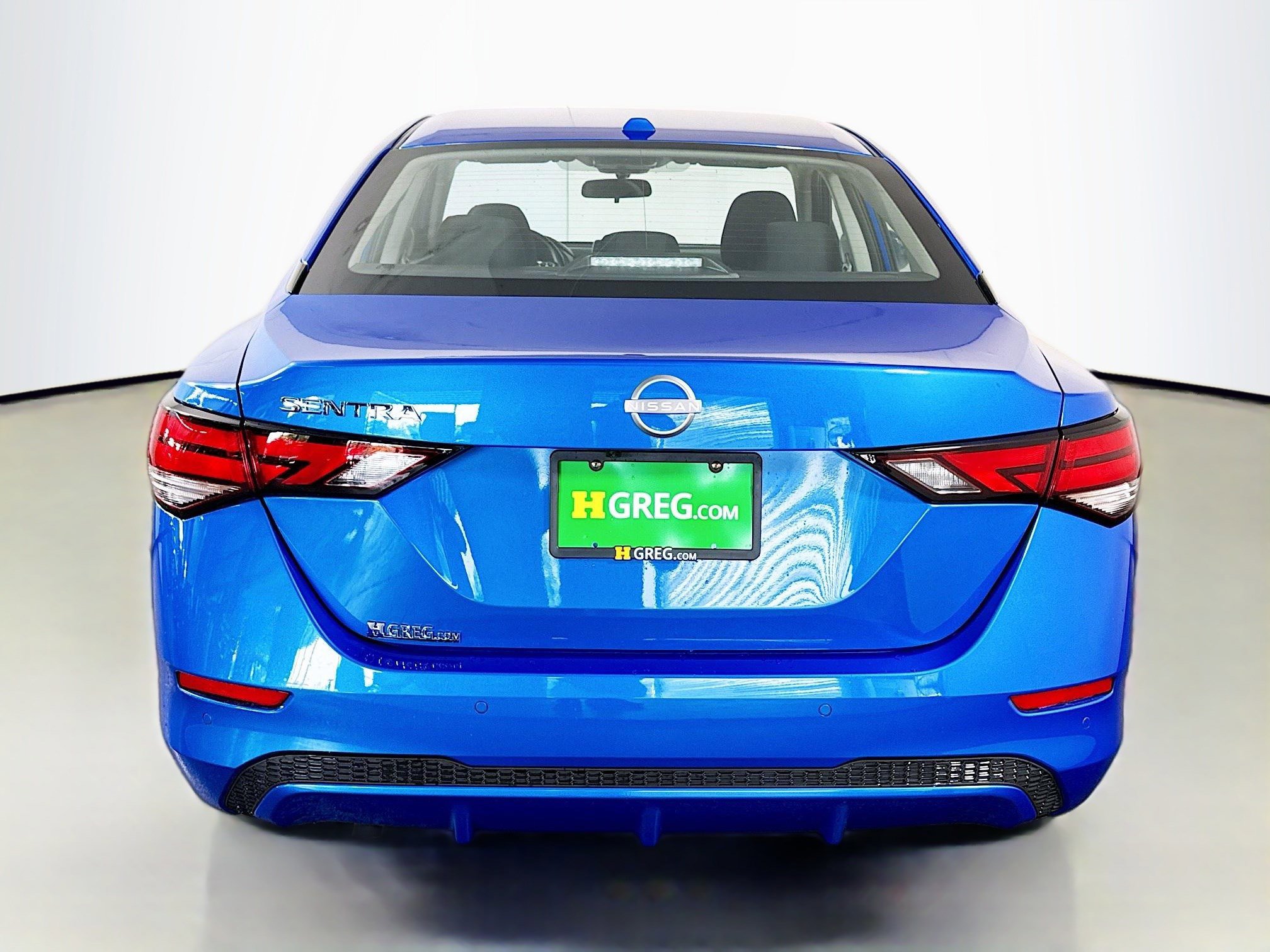 Used 2025 Nissan Sentra SV image 8