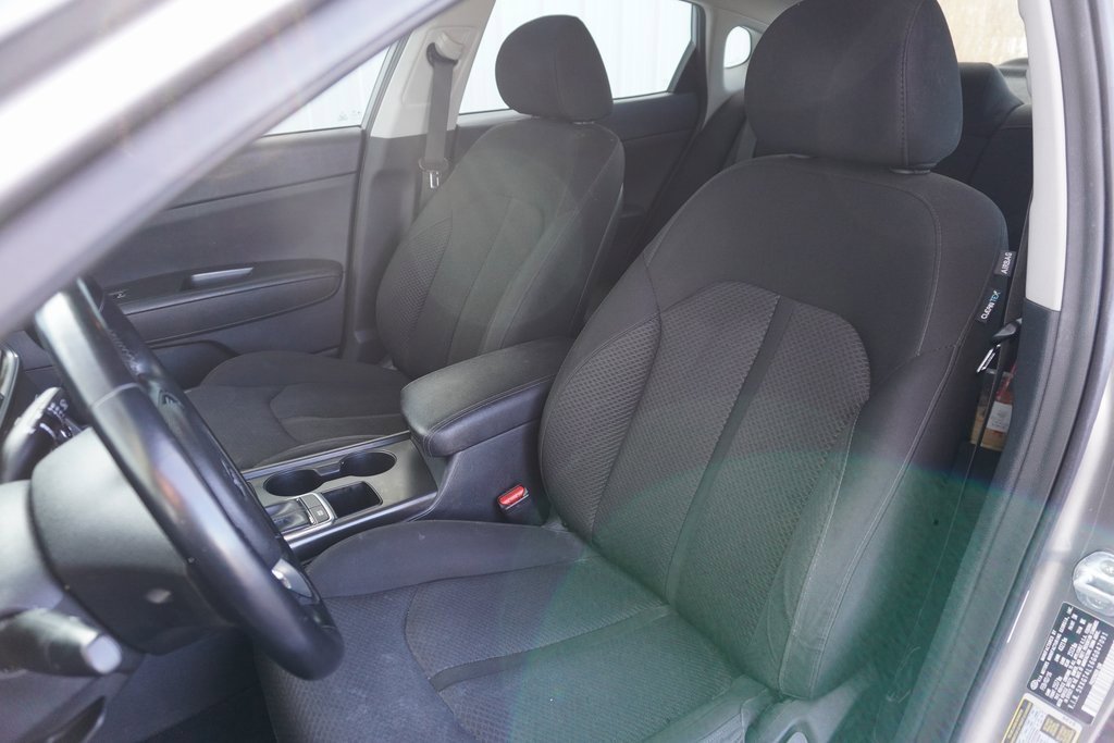 Used 2016 Kia Optima LX image 11