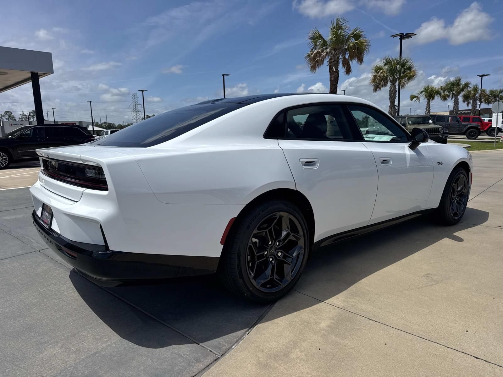 New 2026 Dodge Charger R/T w/ Blacktop Package AWD/4WD image 7