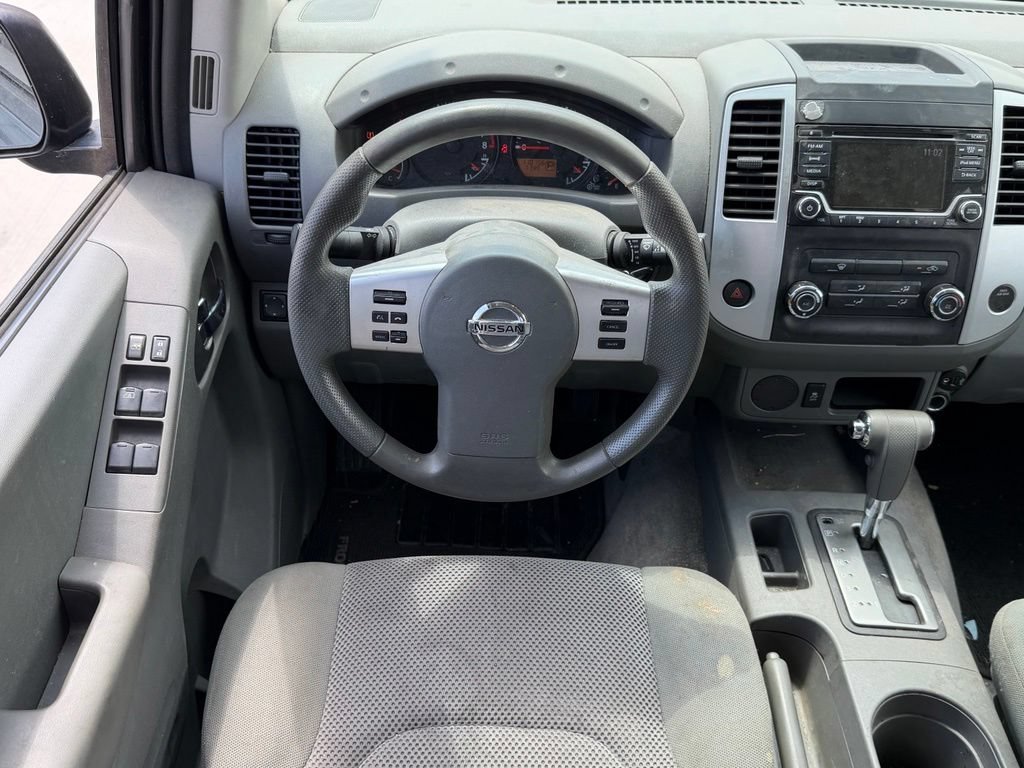 Used 2018 Nissan Frontier SV RWD image 9