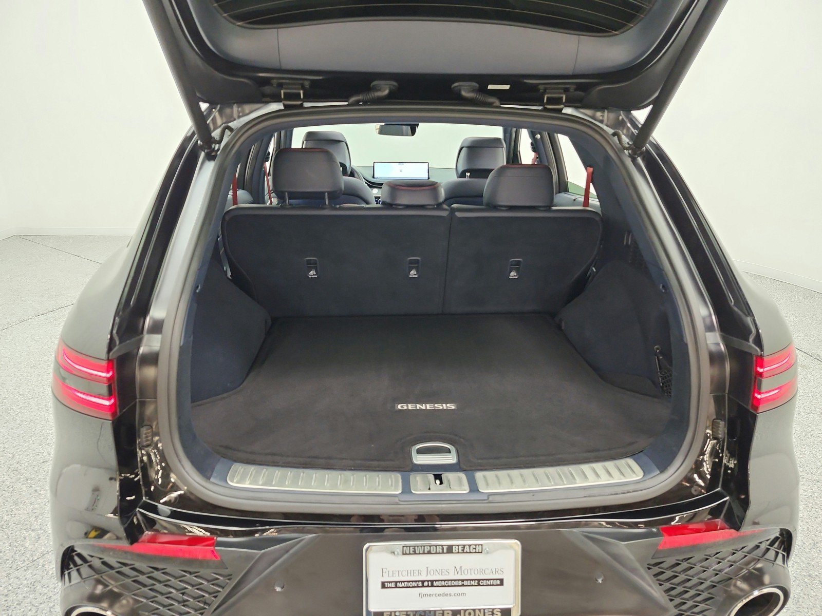 Used 2023 Genesis GV70 2.5T w/ Sport Prestige Package AWD/4WD image 21