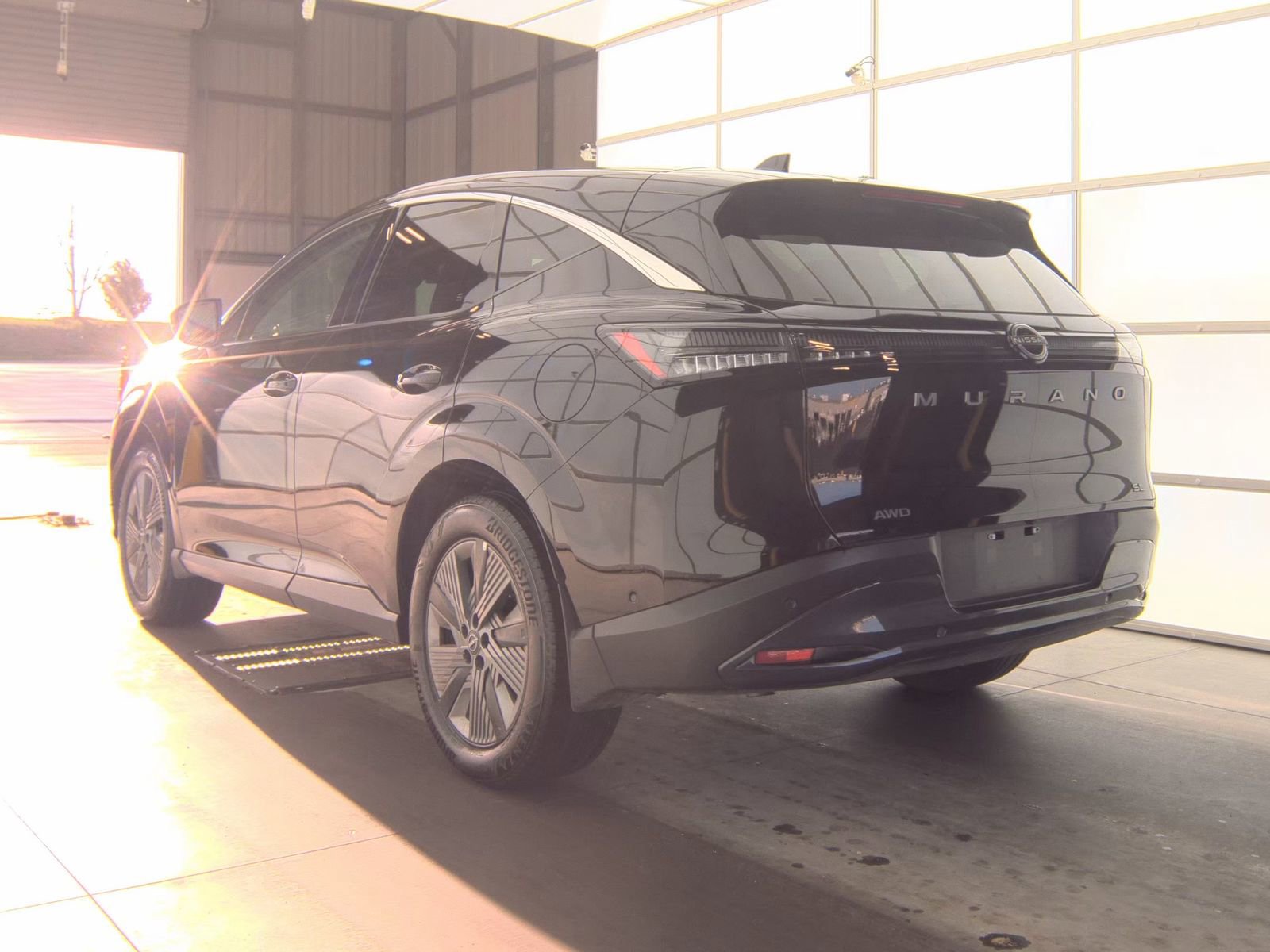 Used 2025 Nissan Murano SL AWD/4WD image 17