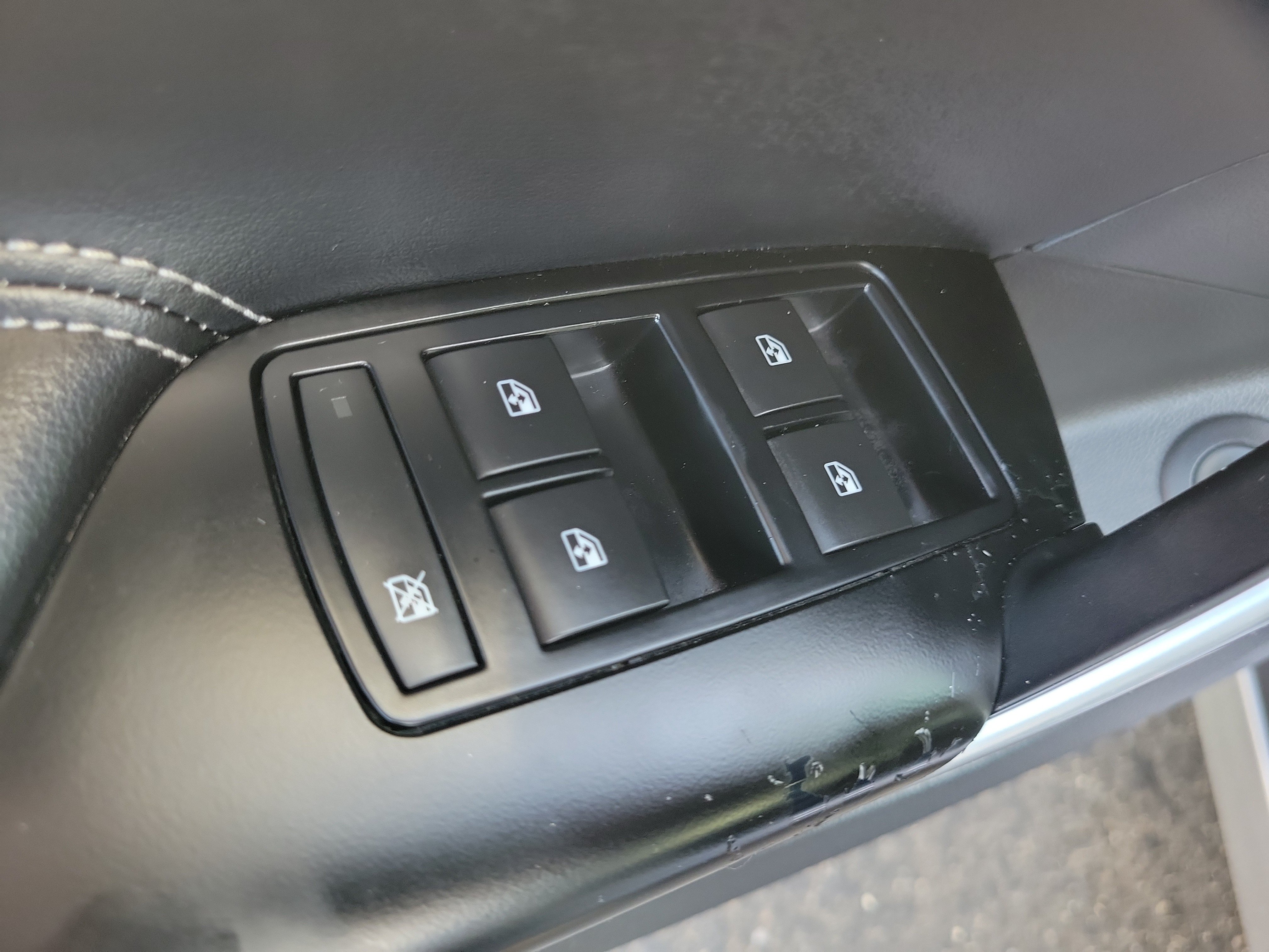 Used 2016 Buick Regal GS w/ Driver Confidence Package #1 FWD image 17