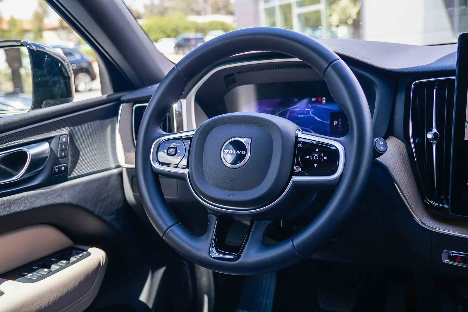 Used 2026 Volvo XC60 B5 Plus w/ Protection Package Premier image 17