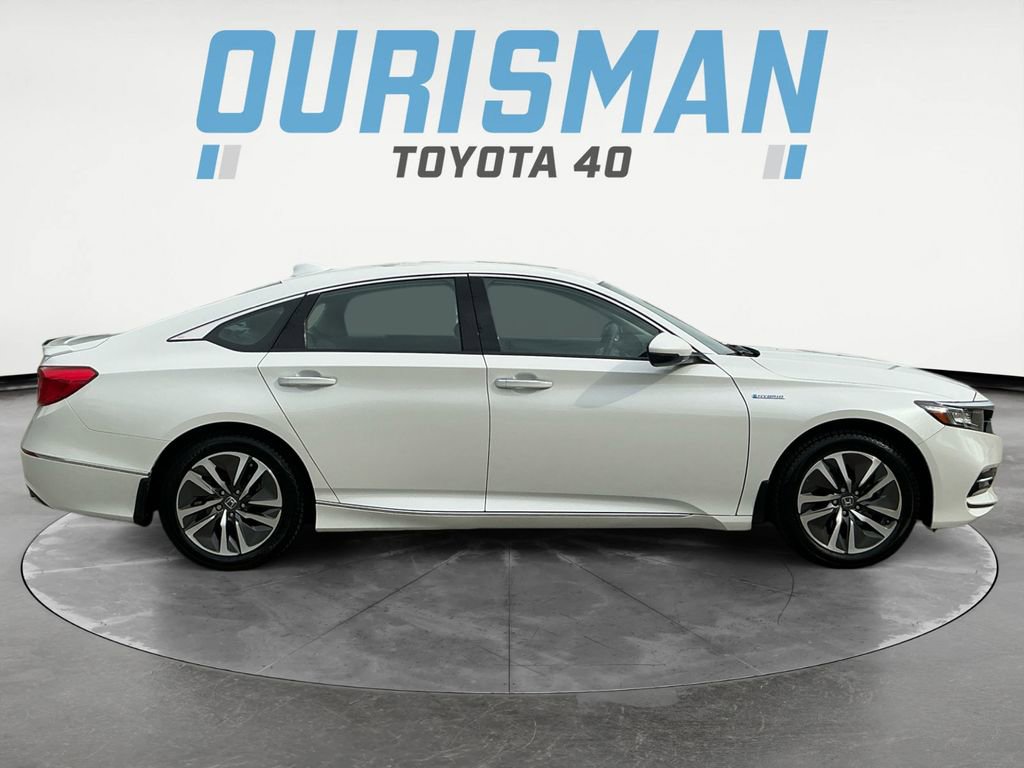Used 2019 Honda Accord Touring image 8