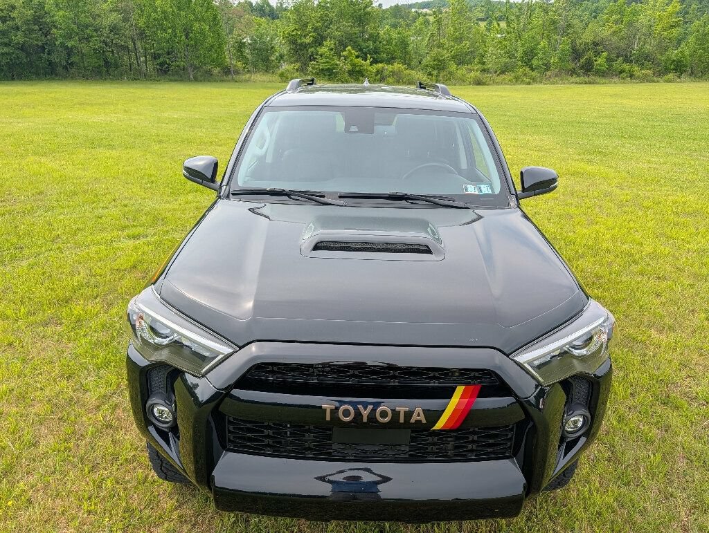Used 2023 Toyota 4Runner 40th Anniversary SE AWD/4WD image 14