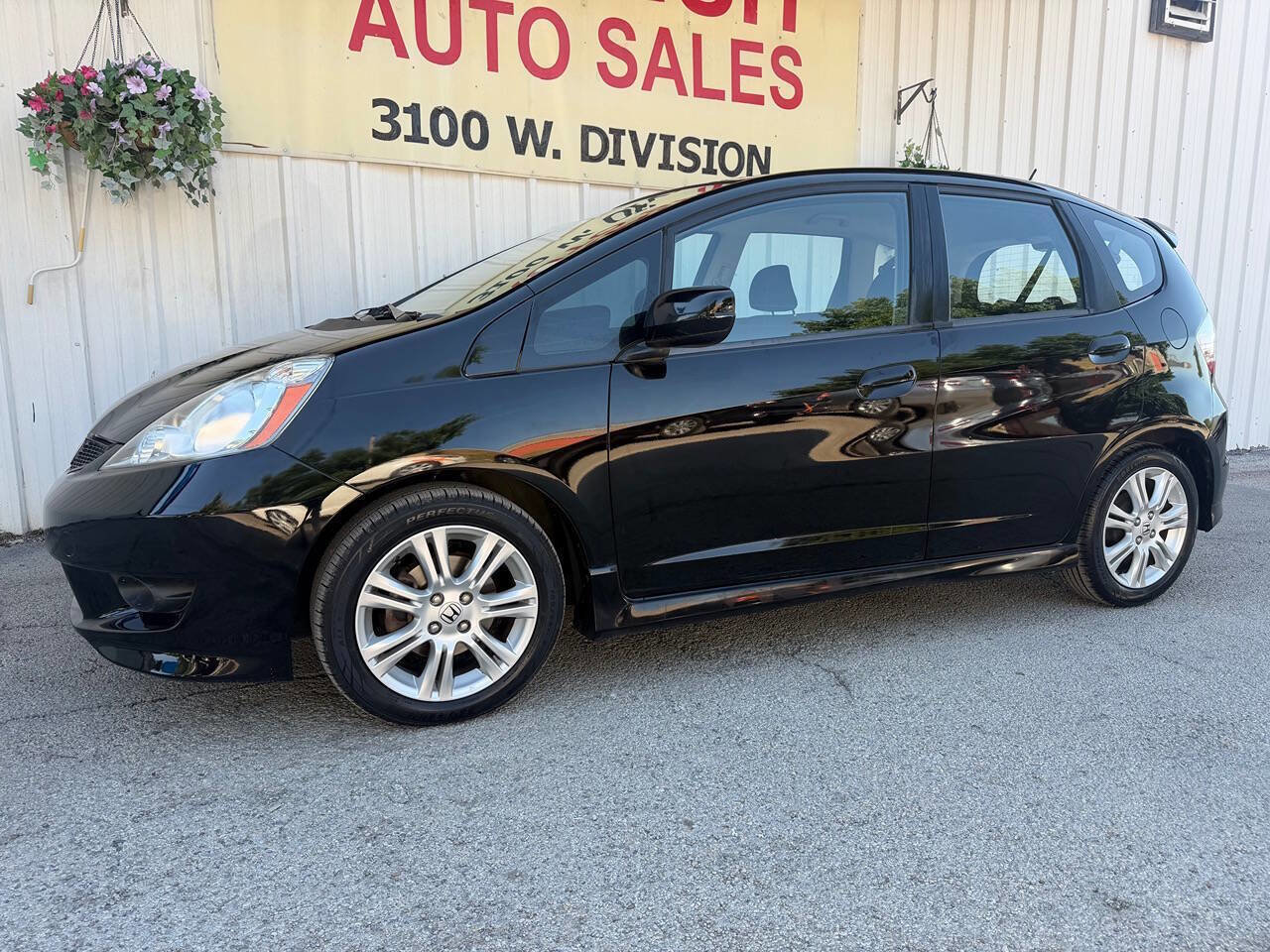Used 2010 Honda Fit Sport image 9