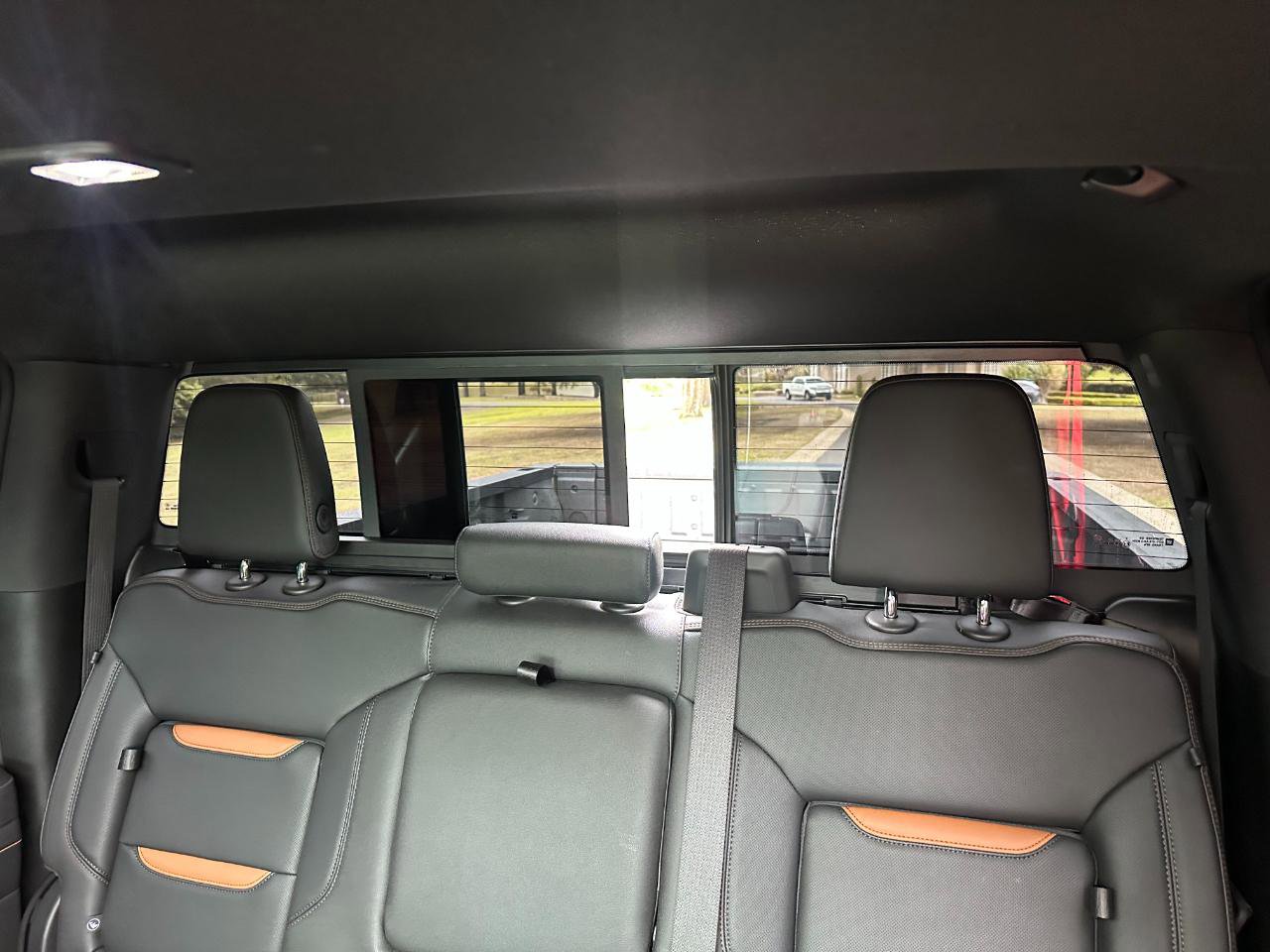 Used 2023 GMC Sierra 1500 AT4 w/ AT4 Premium Package AWD/4WD image 18