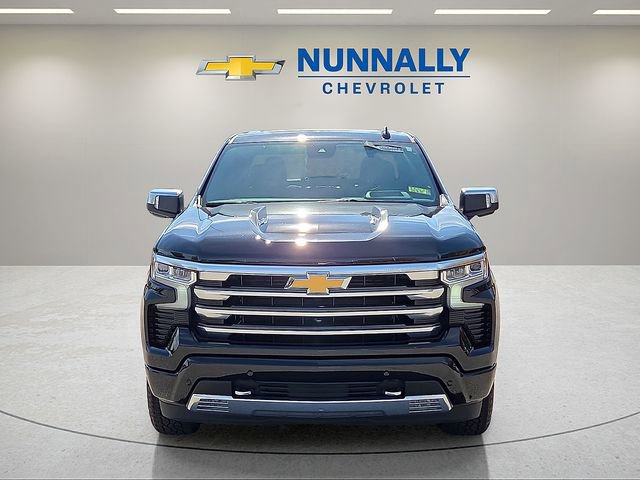 Certified 2024 Chevrolet Silverado 1500 High Country w/ Technology Package AWD/4WD image 8