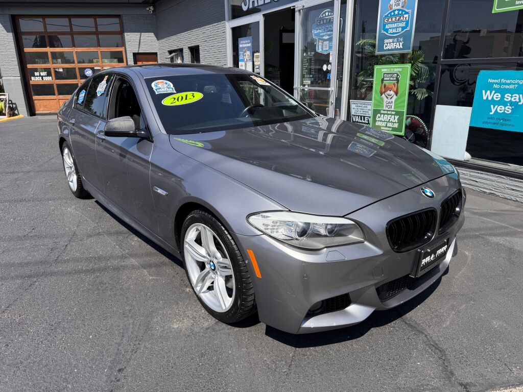 Used 2013 BMW 535i Sedan RWD image 3