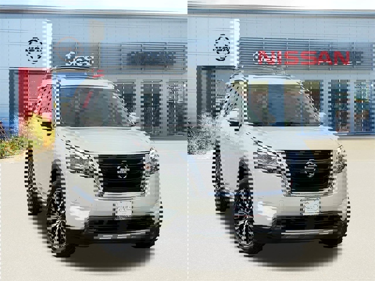 Certified 2024 Nissan Pathfinder Platinum w/ Cargo Package image 1