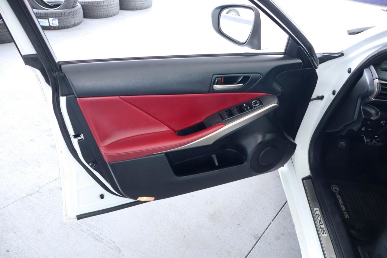 Used 2020 Lexus IS 300 F Sport w/ F Sport Package RWD image 10