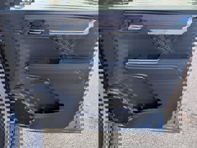 New 2026 GMC Acadia Denali w/ Super Cruise Package image 37