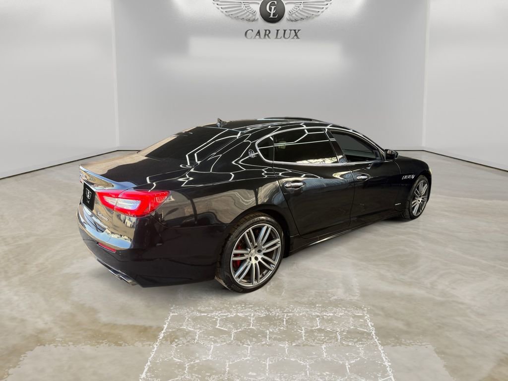 Used 2018 Maserati Quattroporte S GranLusso image 5