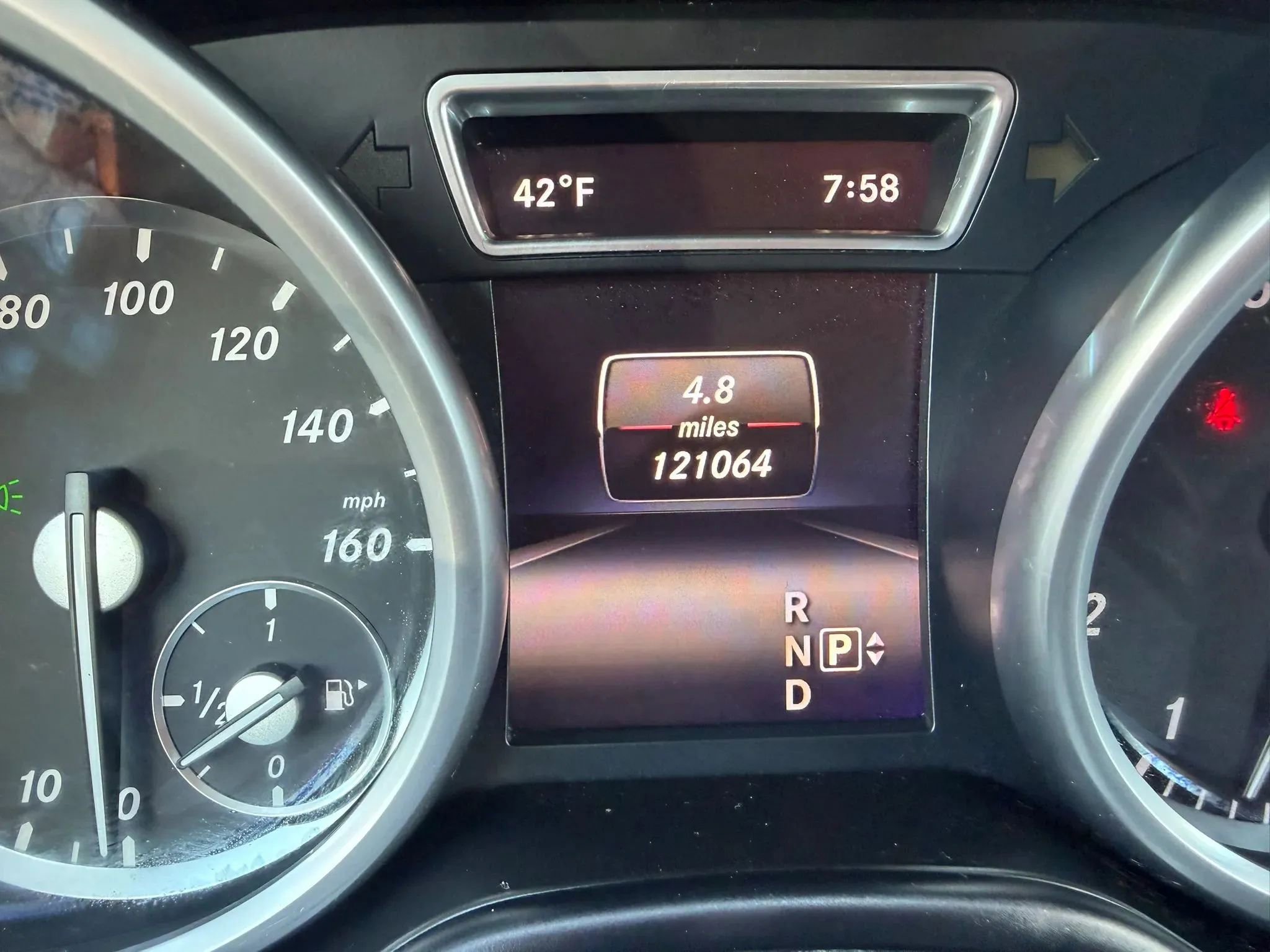 Used 2016 Mercedes-Benz GL 450 4MATIC image 11