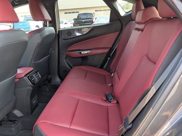 Used 2025 Lexus NX 250 FWD w/ Towing Package (2000 Lbs) image 15