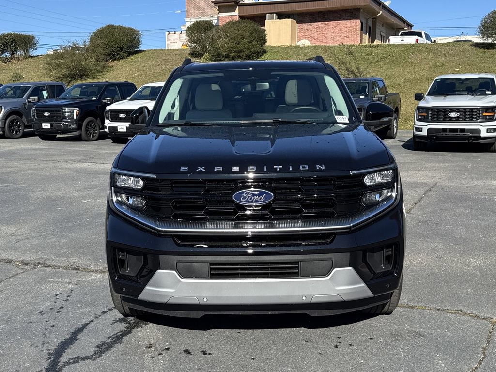 New 2026 Ford Expedition Max Platinum image 3