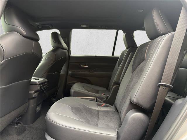 New 2026 Toyota Grand Highlander AWD Hybrid image 20