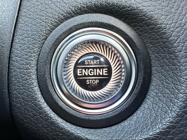 Certified 2022 Mercedes-Benz GLC 300 4MATIC w/ Multimedia Package Lite image 25