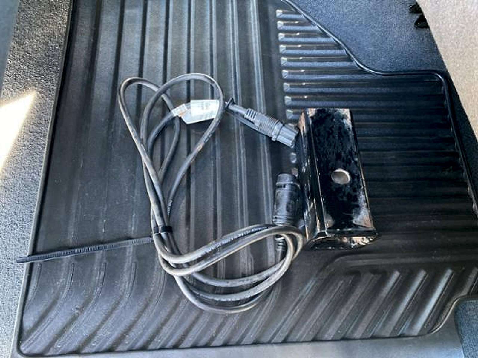 Used 2024 Chevrolet Silverado 2500 LT AWD/4WD image 29