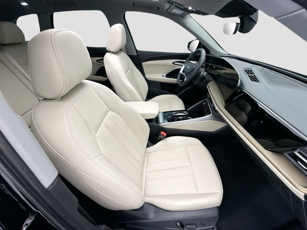 Used 2025 Audi Q5 Premium AWD/4WD image 19