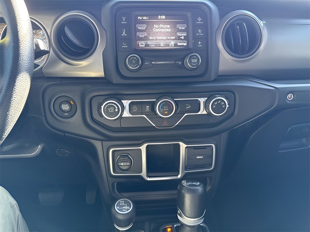Used 2018 Jeep Wrangler Unlimited Sport image 24