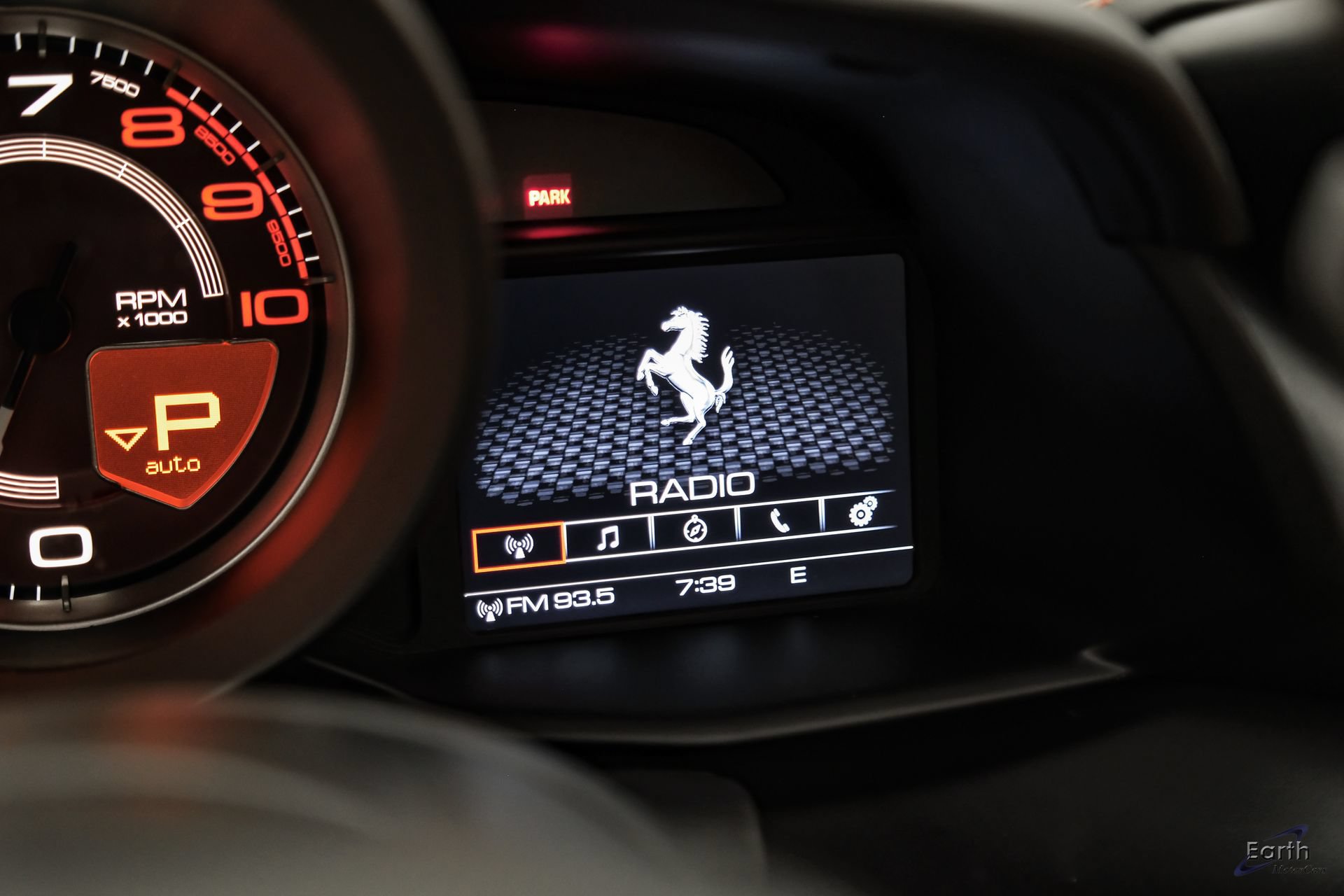 Used 2018 Ferrari 488 Spider RWD image 88