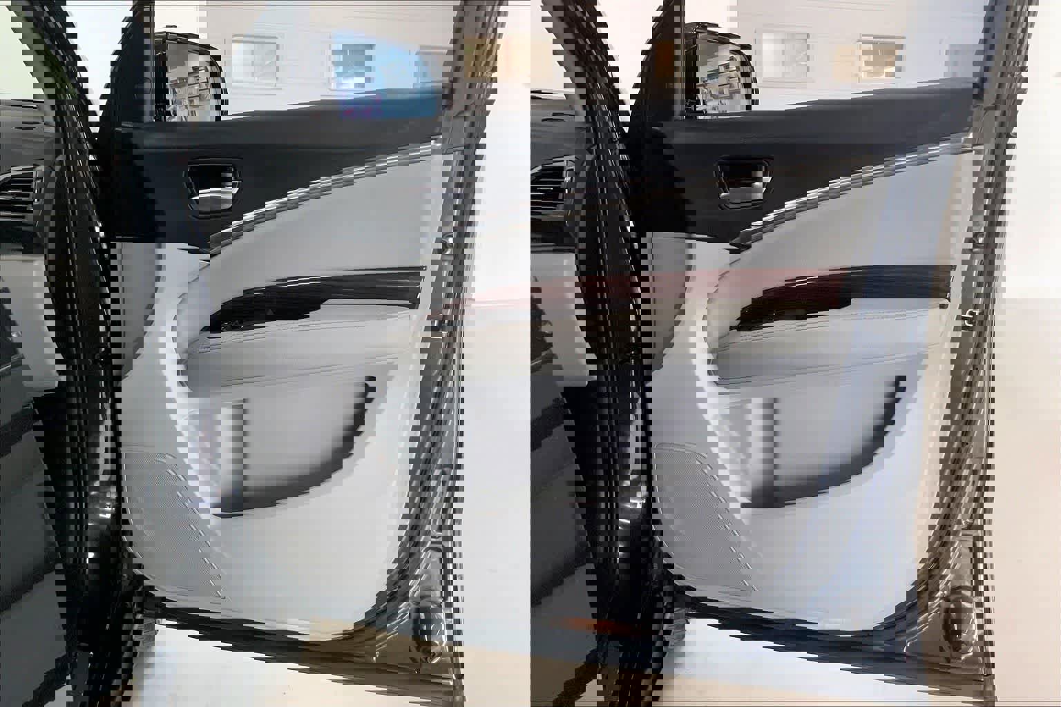 Used 2016 Acura MDX SH-AWD w/ Technology Package image 26