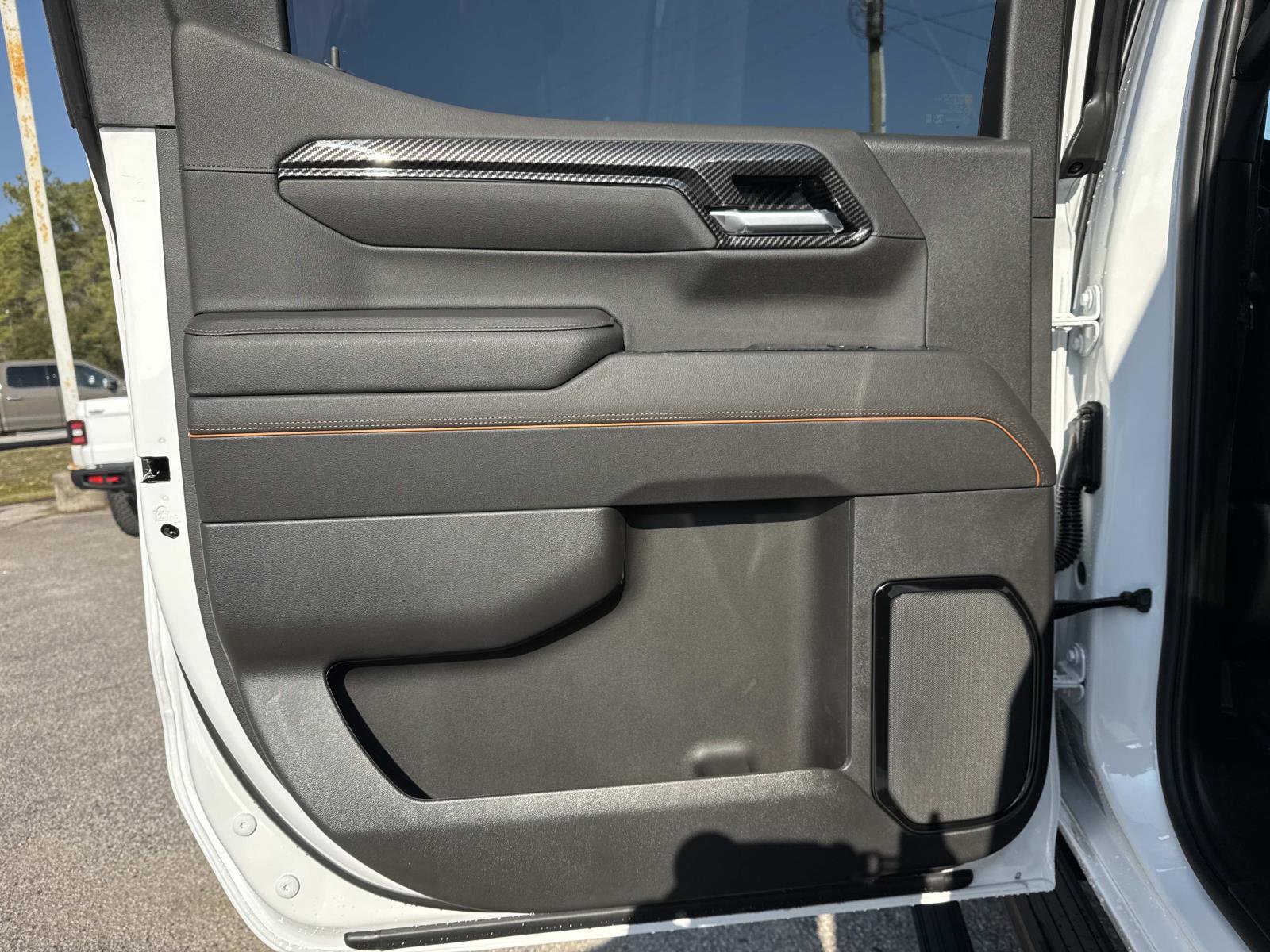 New 2026 GMC Sierra 1500 AT4 w/ Technology Package AWD/4WD image 15