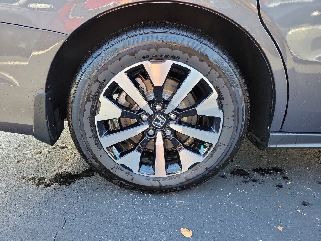 Certified 2026 Honda Odyssey EX-L image 6