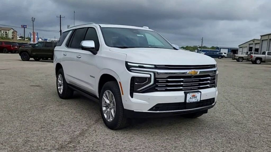 New 2025 Chevrolet Tahoe Premier image 2