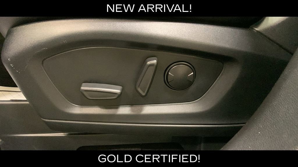 Certified 2023 Ford Explorer XLT w/ Equipment Group 202A image 33