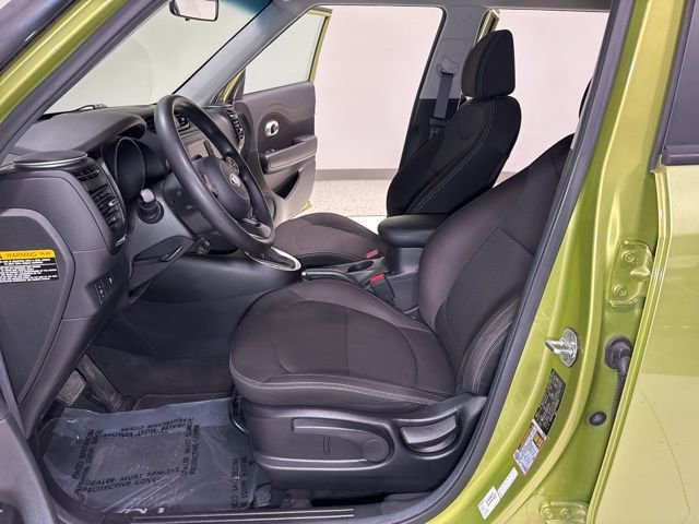 Used 2017 Kia Soul Base image 10