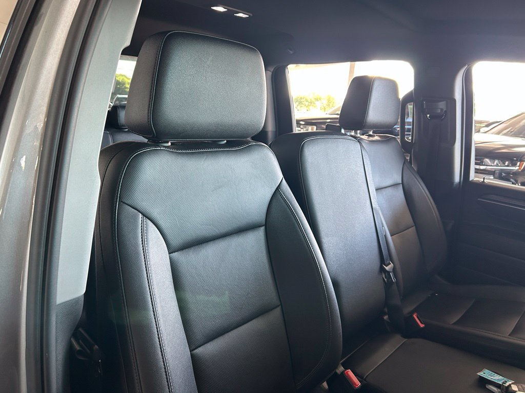 Used 2024 Chevrolet Silverado 2500 LTZ AWD/4WD image 38