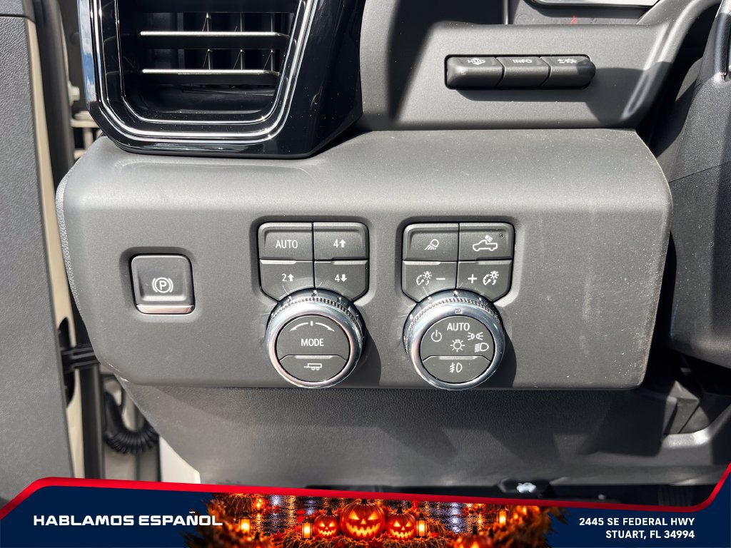 New 2026 GMC Sierra 2500 AT4 w/ AT4 Premium Plus Package AWD/4WD image 24