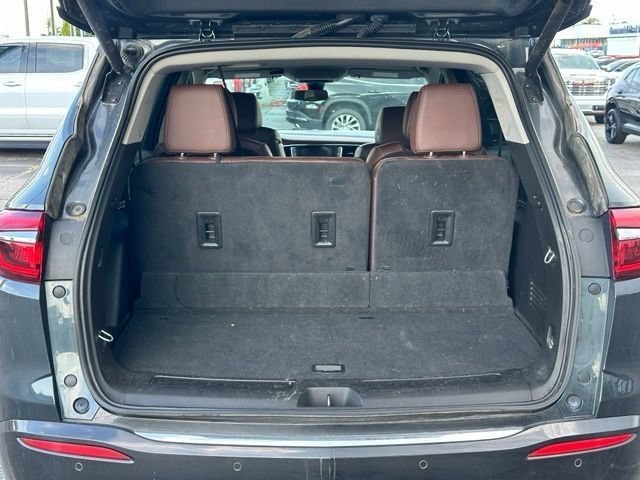Used 2019 Buick Enclave Avenir w/ Avenir Technology Package AWD/4WD image 23