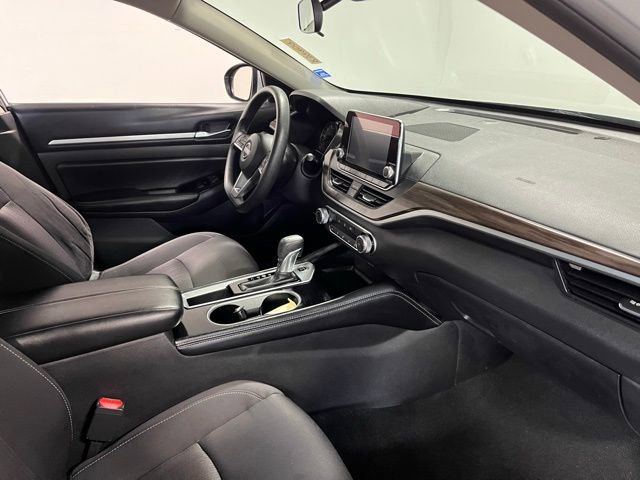Used 2023 Nissan Altima 2.5 SV image 11