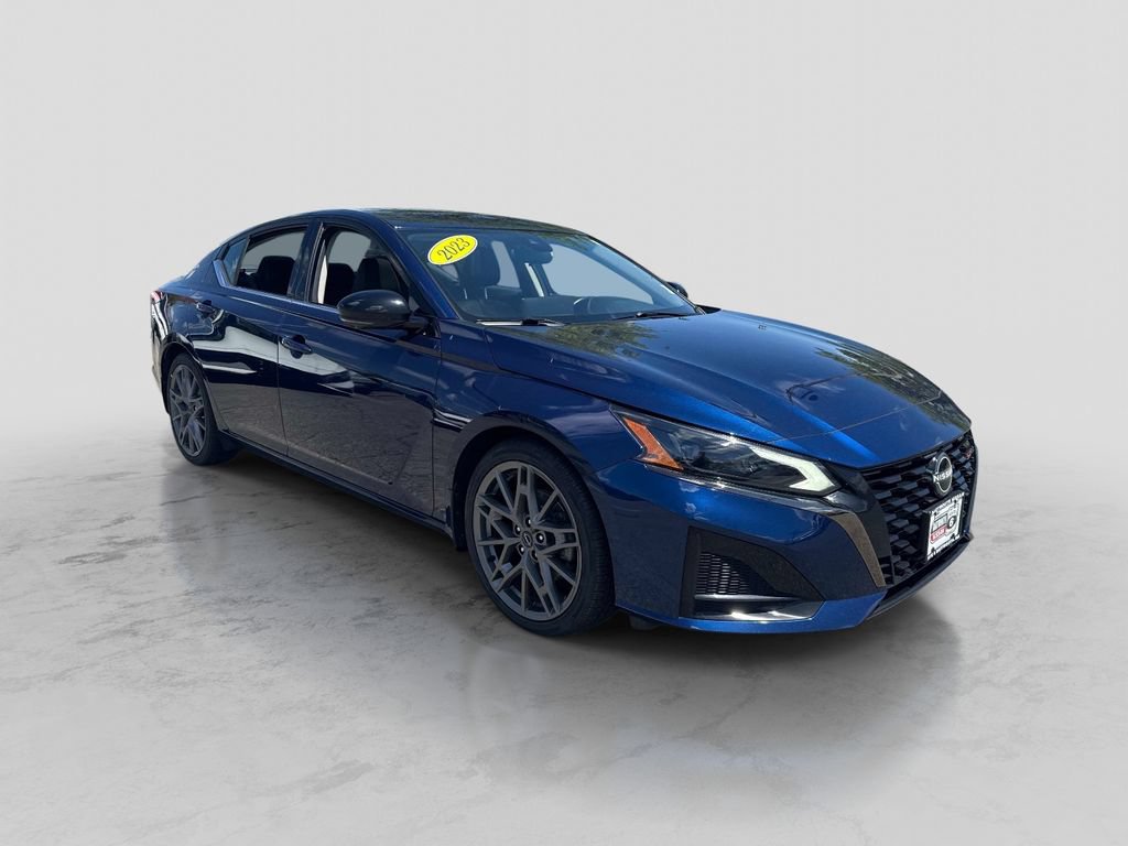 Certified 2023 Nissan Altima 2.0 SR FWD image 10