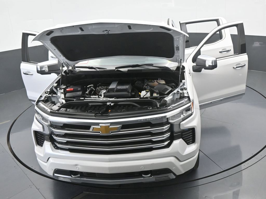 Used 2024 Chevrolet Silverado 1500 High Country w/ Technology Package image 95