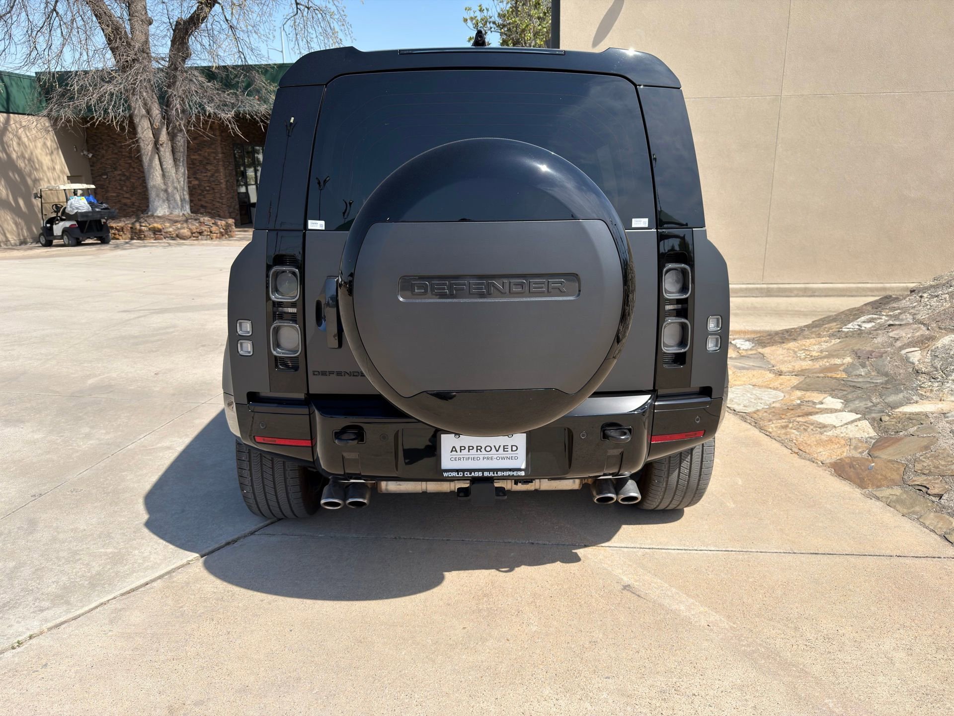 Used 2025 Land Rover Defender 110 V8 image 4