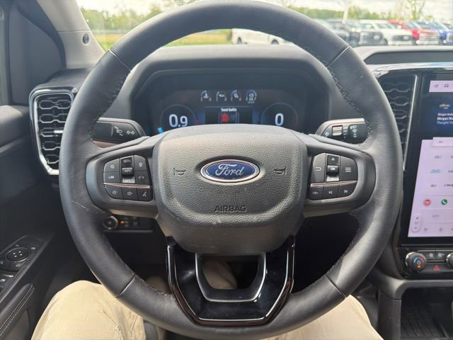 Certified 2025 Ford Ranger Lariat w/ Trailer Tow Package AWD/4WD image 38