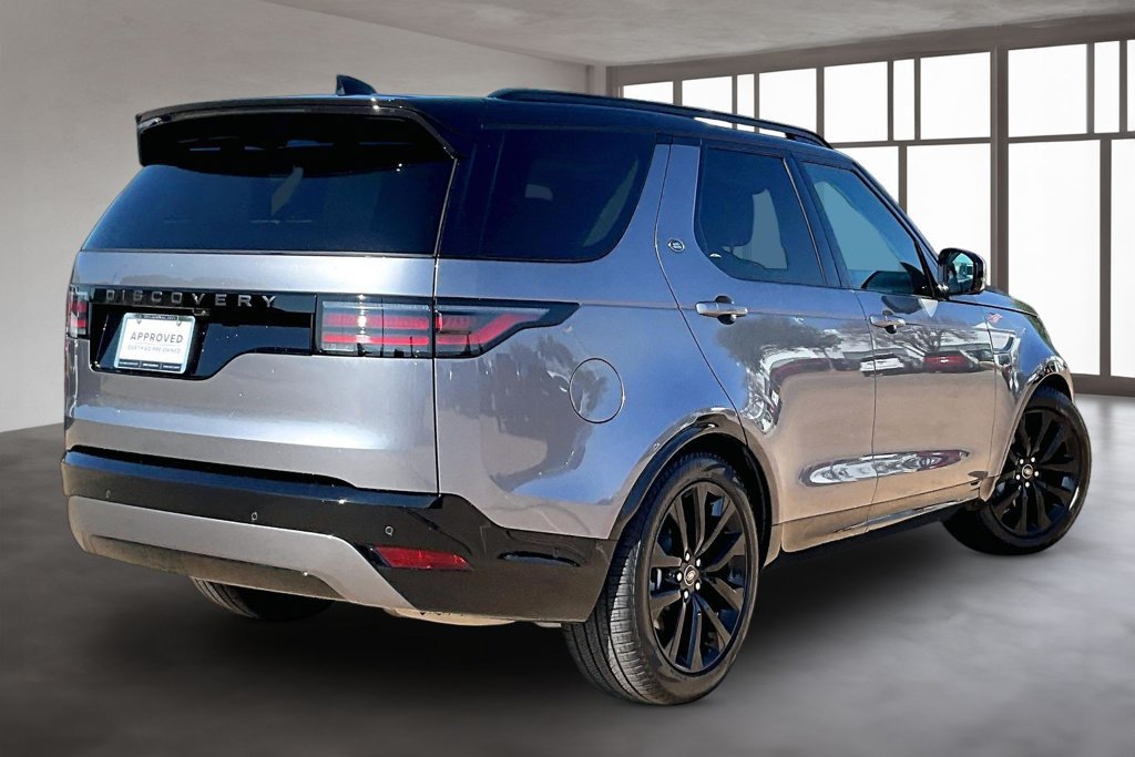 Certified 2026 Land Rover Discovery Dynamic SE AWD/4WD image 2