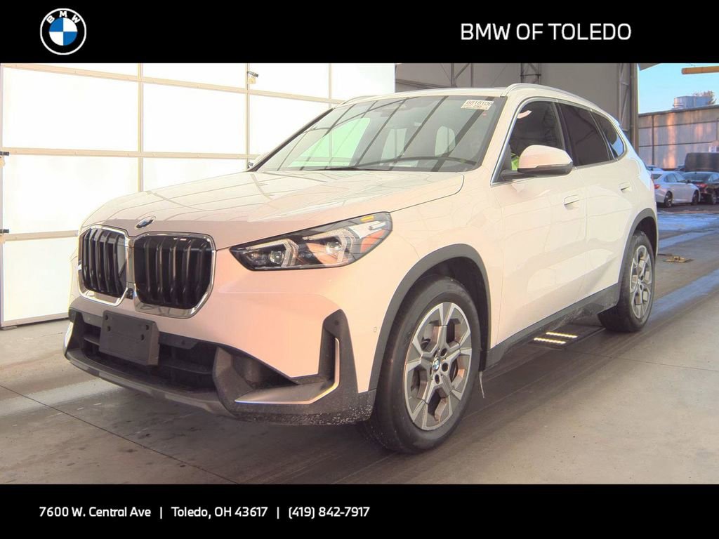 Certified 2023 BMW X1 xDrive28i w/ Premium Package image 1