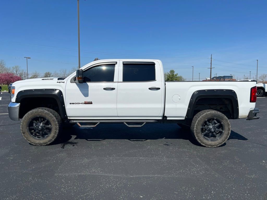 Used 2019 GMC Sierra 2500 4x4 Crew Cab w/ Sierra Convenience Package image 3
