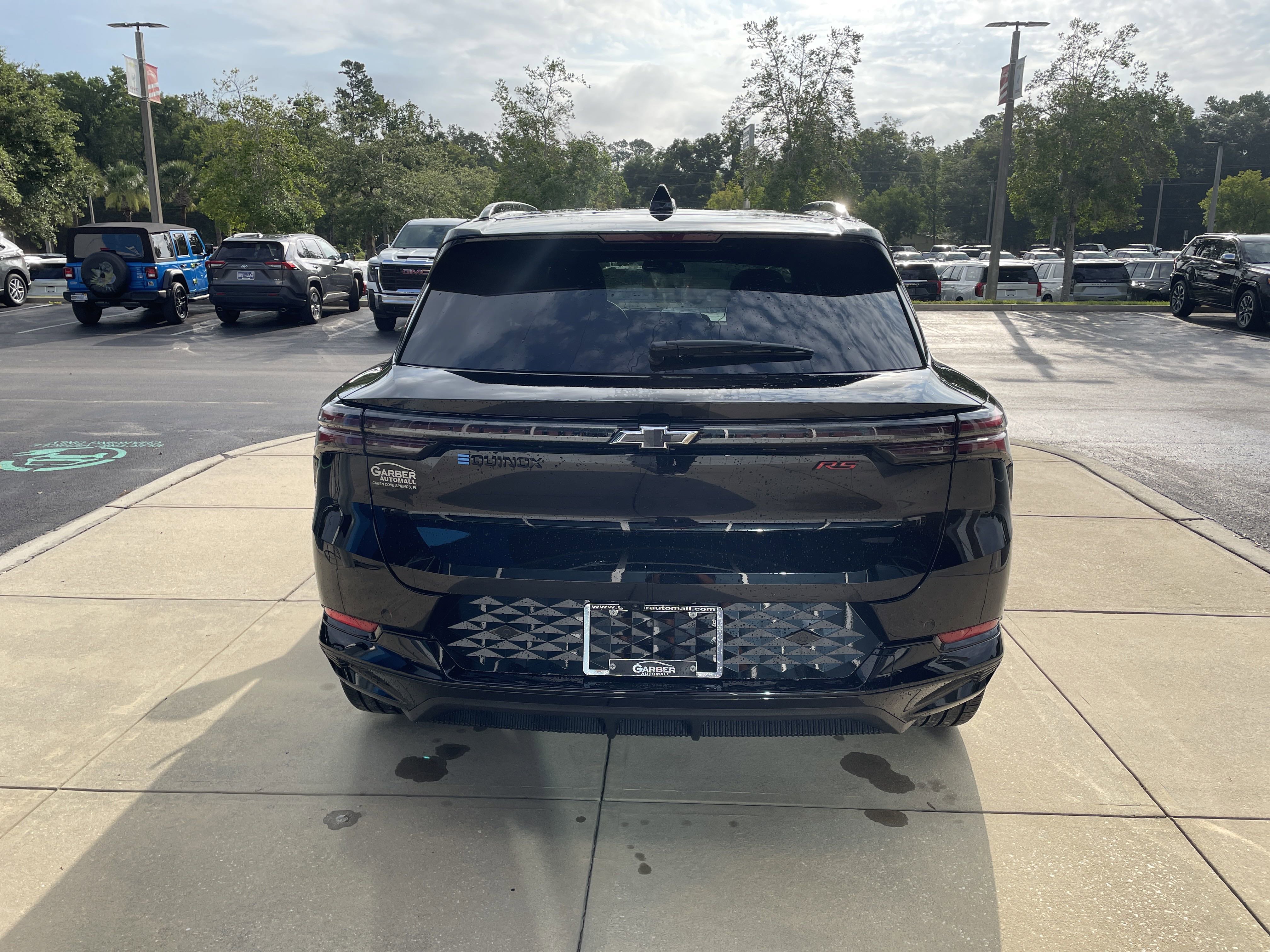 New 2025 Chevrolet Equinox EV RS image 6