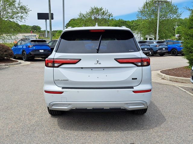 Used 2022 Mitsubishi Outlander SEL AWD/4WD image 6