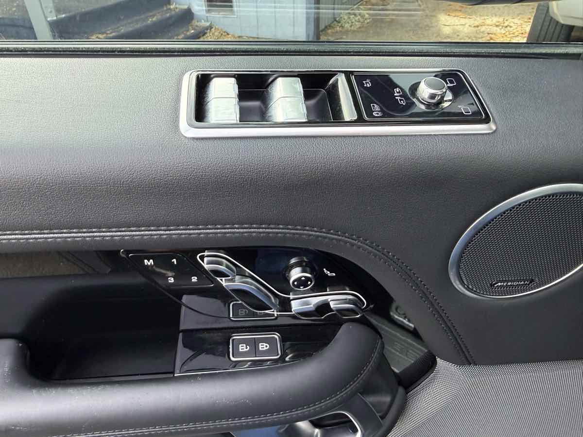 Used 2021 Land Rover Range Rover Westminster Edition image 25