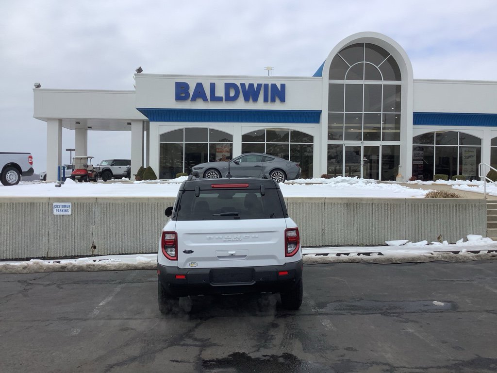 New 2025 Ford Bronco Sport Outer Banks w/ Outer Banks Tech Package+ image 6