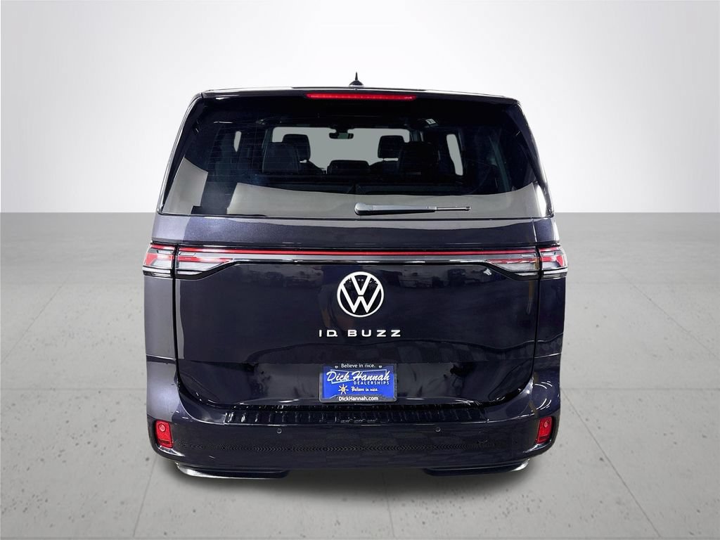Certified 2025 Volkswagen ID. Buzz Pro S RWD image 8